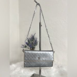 🔥CHANEL 06-08 cc Calfskin Silver Diamond Stitch Wallet on Chain